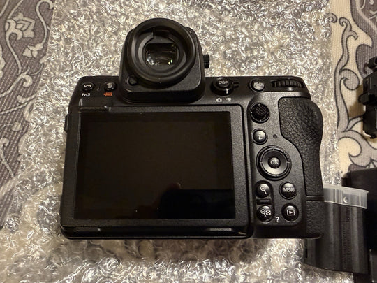 Nikon Z8 Full-frame 8K 45.7MP Mirrorless Hybrid Camera